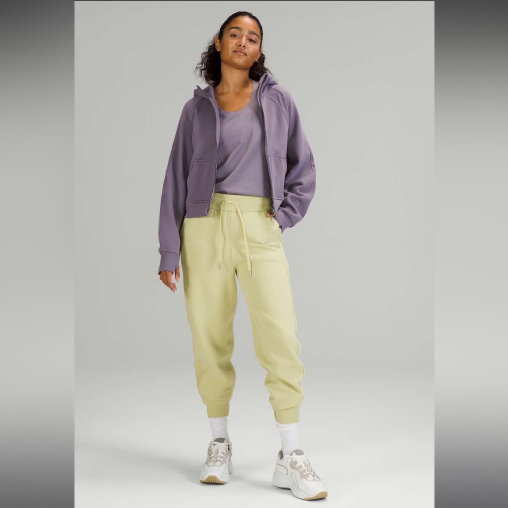 Lululemon Scuba Relaxed High-Rise Jogger